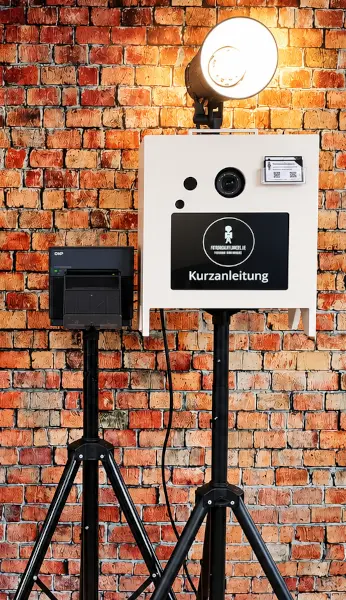 Premium Fotobox mit professionellem Studioblitz
